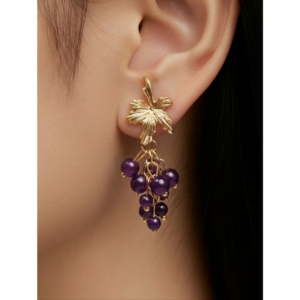 Purple Grape Cluster Dangle Earrings Glass Beads Vintage Fruitcore Gold Studs